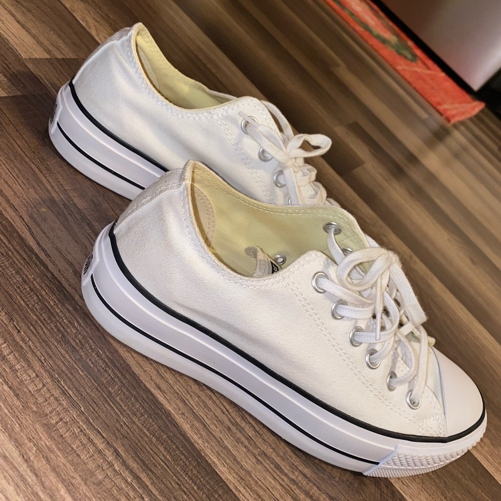 Platform converse